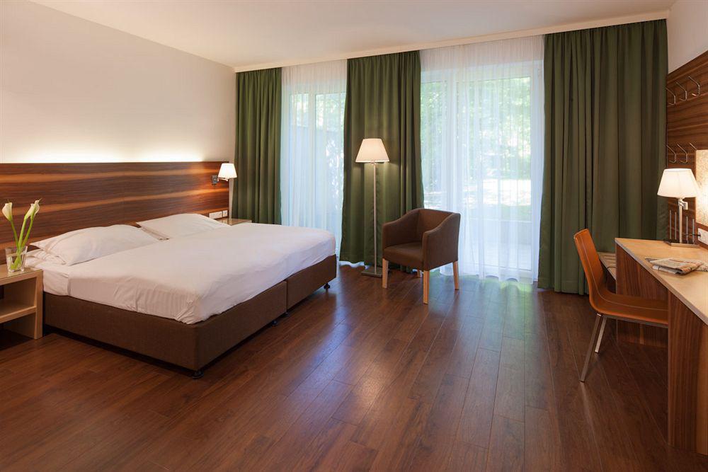 Austria Trend Hotel Beim Theresianum Wien Bilik gambar